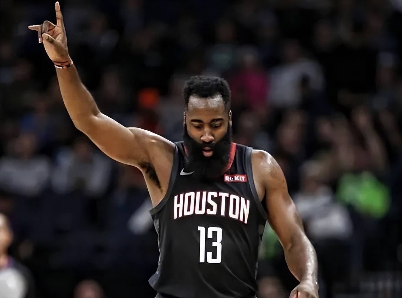 2016年10月：旧金山巨人队凭借麦迪逊·邦加纳的完封再次挺进国联分区赛。