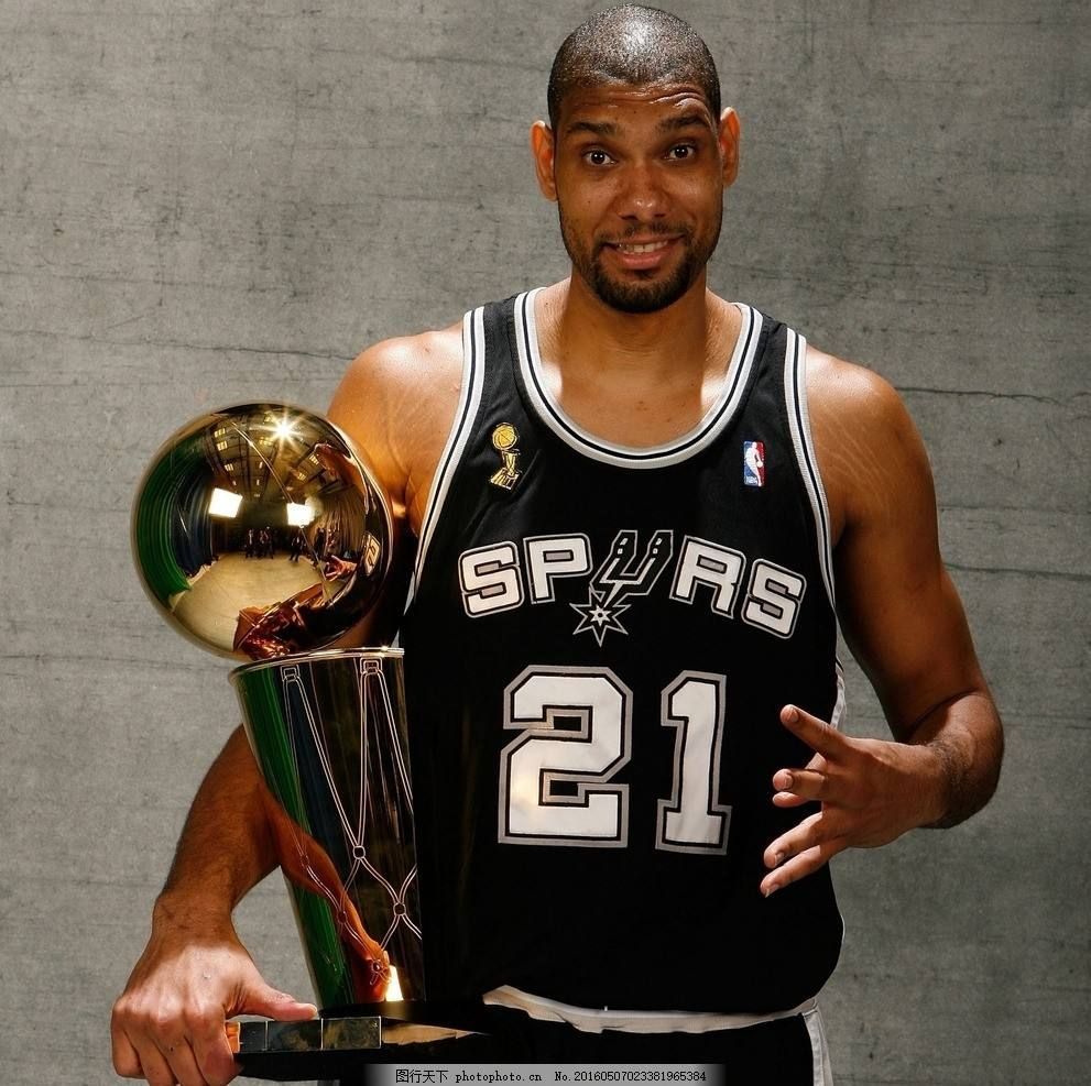 [国足]彭啸头球击中横梁 刘浩帆补射打破僵局