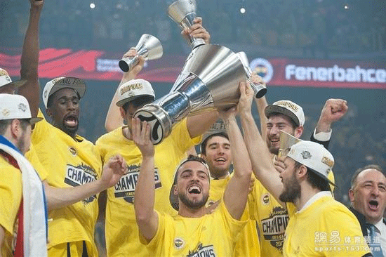 登贝莱制胜 大巴黎赢得同城德比