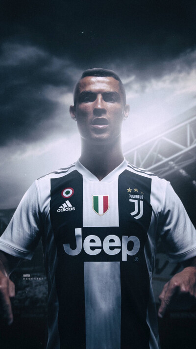 西媒：阿联酋企业慷慨赠送，巴萨球员喜获黄金iPhone