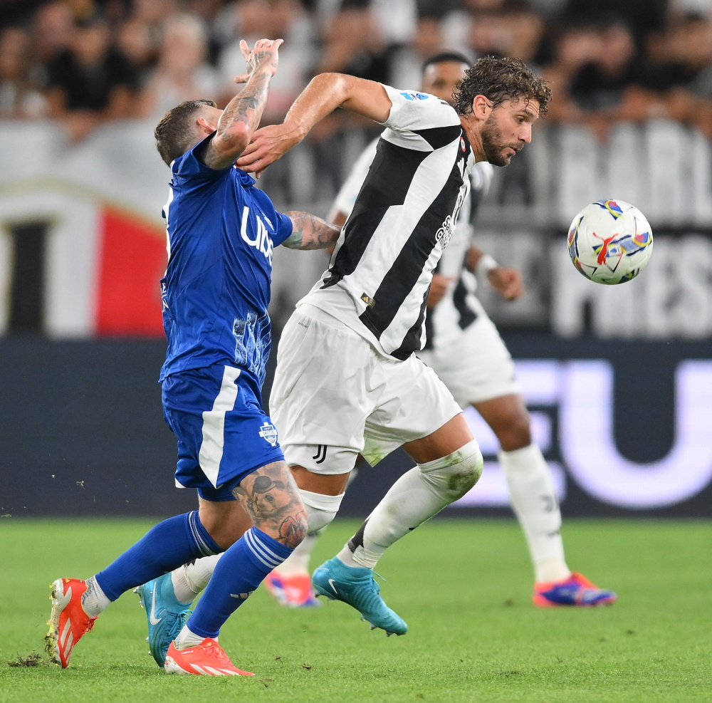 世预赛南美区：维尼修斯“绝杀” 巴西2：1胜哥伦比亚