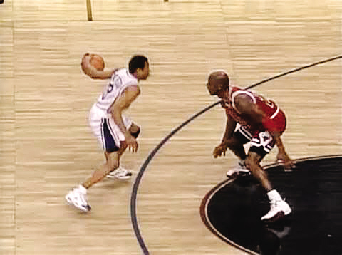 湖人三连败，听听媒体专家怎么说，东契奇空砍42分反遭徐静雨痛批