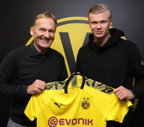 库里31分马尔卡宁空砍35+6 勇士逆转爵士