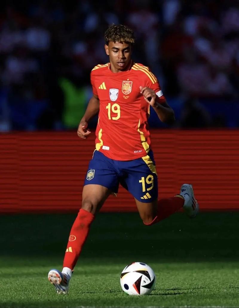 全球总决赛举办地确定 战队备战提速