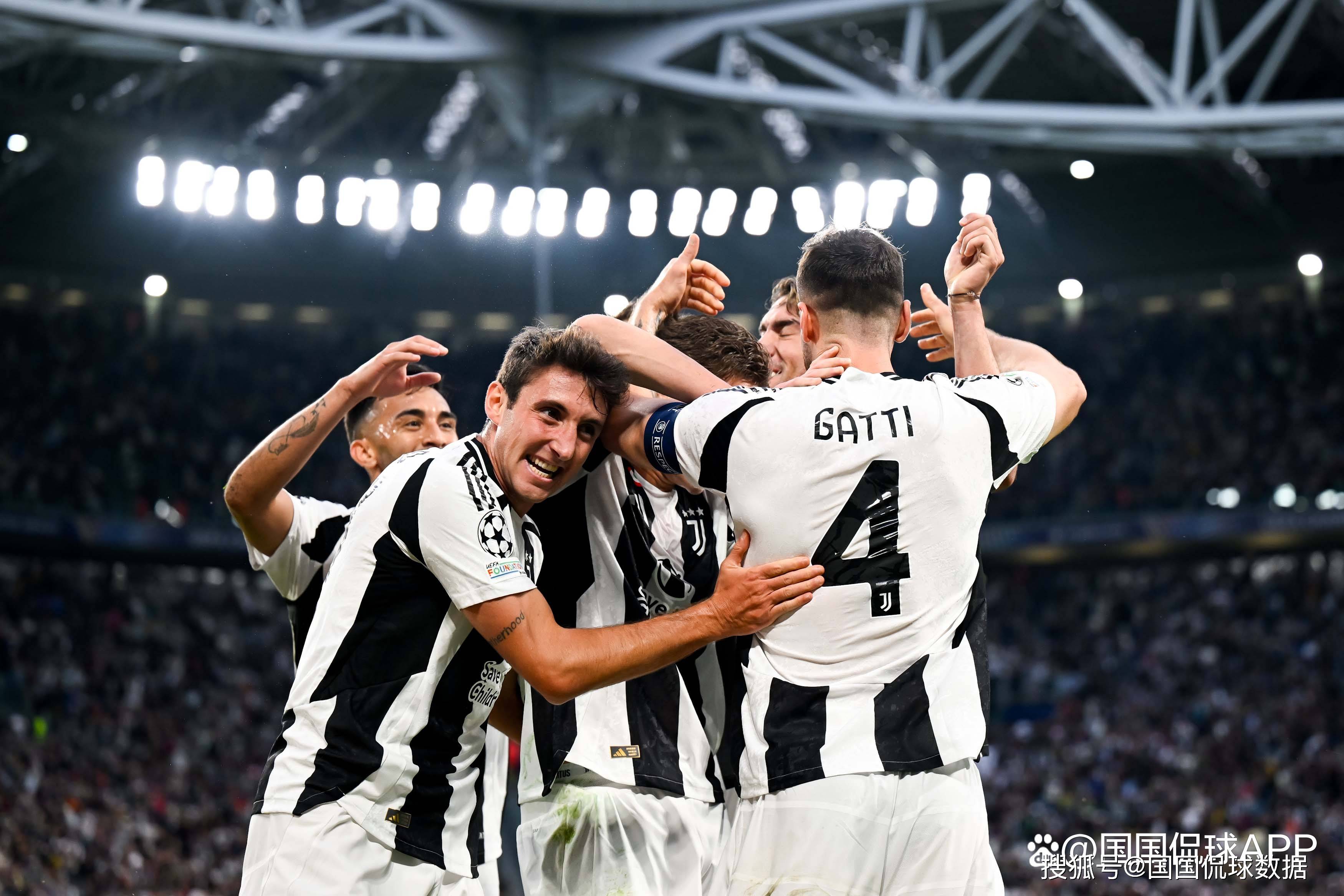 从战鹰到芙宁娜，虎扑女神越抽象，田曦薇章若楠女粉越轻松