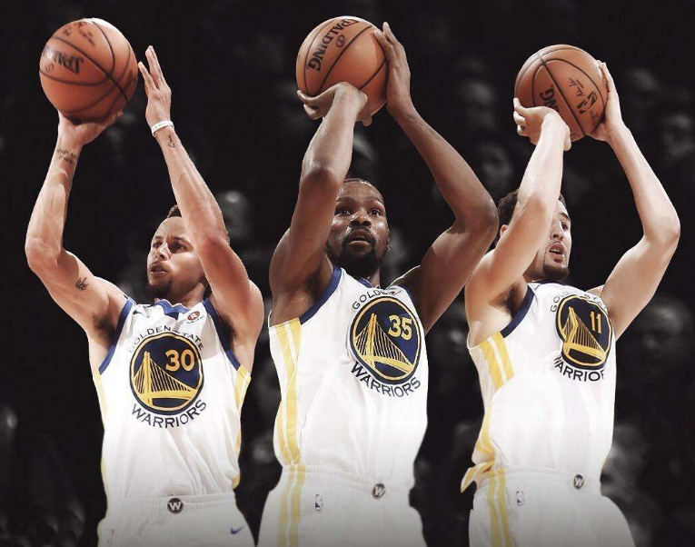 2025 年 12 月 27 日：大联盟官方发布年度十大本垒打集锦，大谷翔平的 480 英尺巨炮夺魁