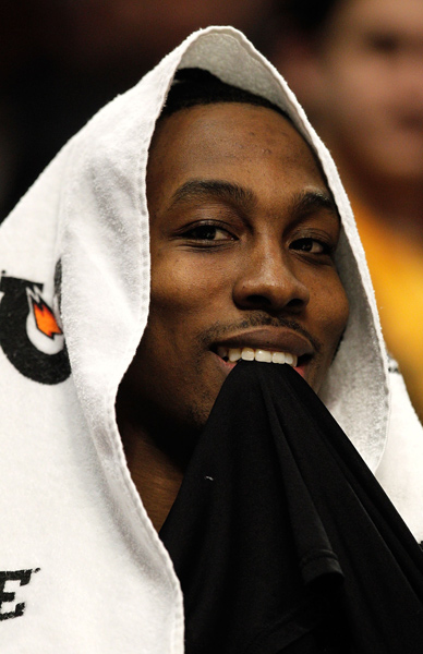 浓眉：我上场时让侠蜜们看到了希望 我想展示哈里森为什么想要我